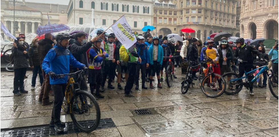 Genova, peste suina. La protesta dei biker: "Basta zona rossa"