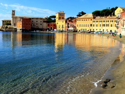 "Liguria decrepita, sfondata da bare e fango": l'articolo che manda su tutte le furie i liguri