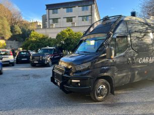 Genova, assalto notturno all'ex ostello della Gioventù del Righi. L'esasperazione degli abitanti