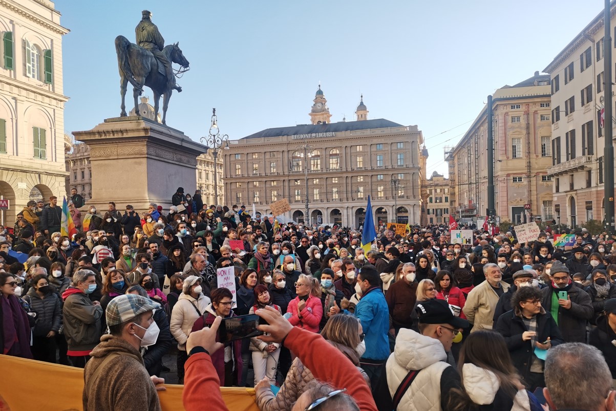 Guerra in Ucraina, Dello Strologo in piazza per la pace: "Segnale necessario"