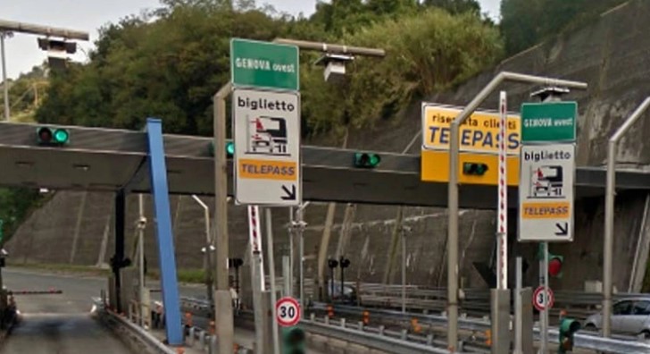 Autostrade in Liguria, rimborso automatico del pedaggio per ritardi sopra i 15 minuti