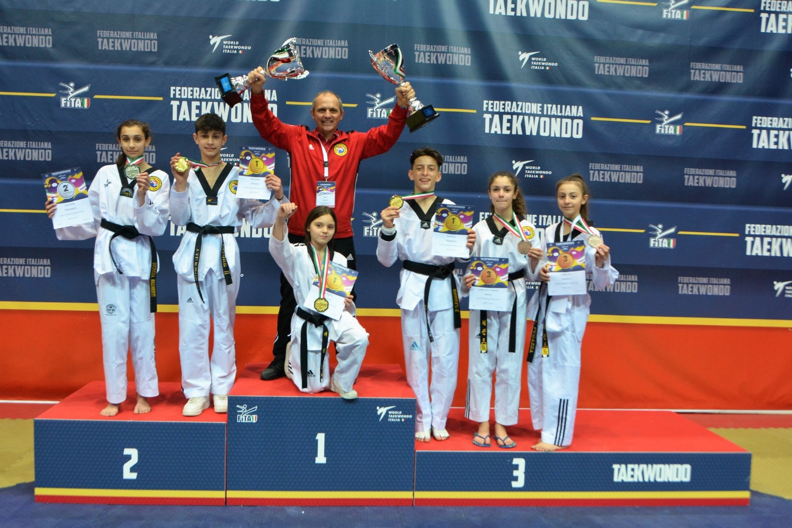 Taekwondo, i talenti under 15 genovesi si laureano campioni d'Italia
