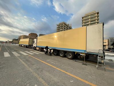 Genova, altri due camion di aiuti in partenza da piazzale Kennedy