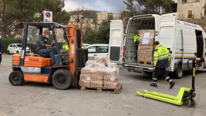 Ucraina, i primi aiuti liguri arrivati in Friuli. Toti: "Pronti ad accogliere i profughi"