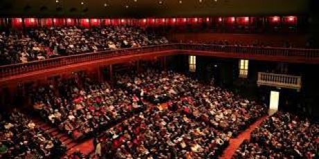 Ucraina: salta concerto dell'orchestra del Carlo Felice al teatro di San Pietroburgo