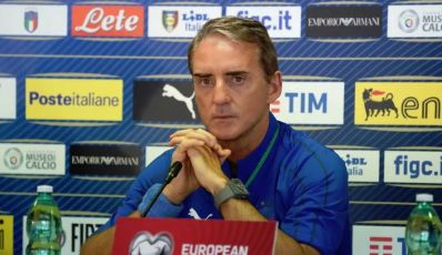 Azzurri, la carica di Mancini: "Voglio andare al Mondiale. E vincerlo"