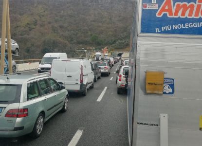 Autostrada A10, ogni giorno tra Savona e Varazze una coda infinita