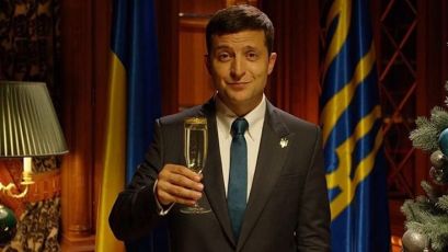 Zelensky arriva in tv con la sua serie. Avrà la voce di Luca Bizzarri
