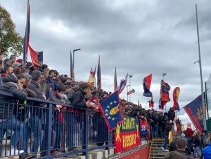 Genoa, l'abbraccio dei tifosi al Signorini