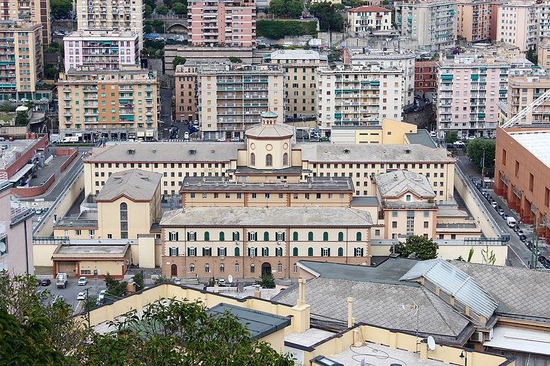 Genova, carcere di Marassi: appicca il fuoco e tenta di impiccarsi. Salvato in extremis
