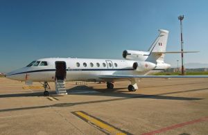 A Genova da Alghero, il volo di un Falcon dell’Aeronautica Militare per trasportare un bambino al Gaslini