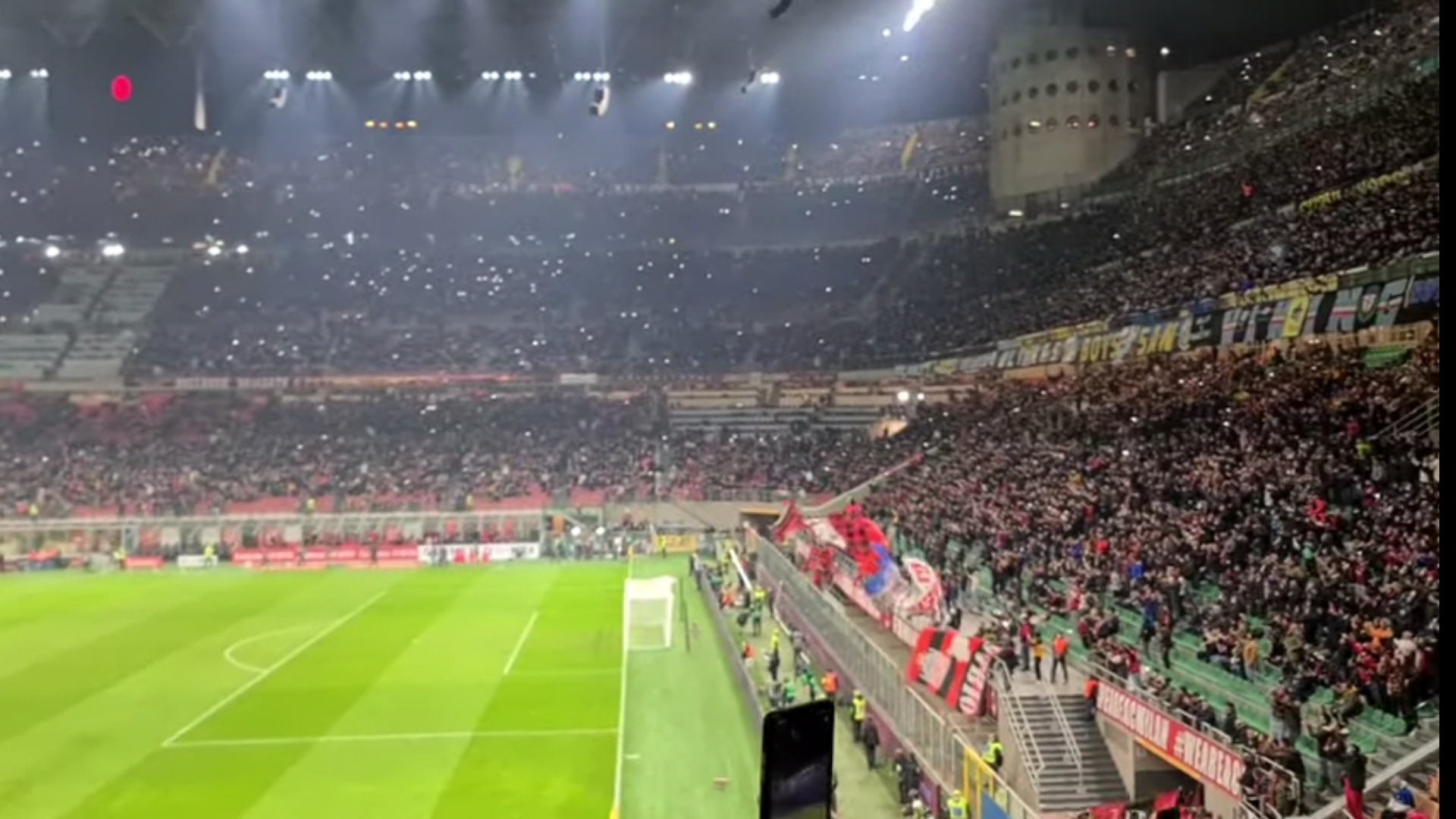 Milan-Genoa 2-0: apre Leao, chiude Messias. Rossoblù evanescenti