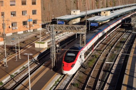 Disabili costretti a scendere, Trenitalia: "Impossibile convincere la gente a lasciare quei posti"
