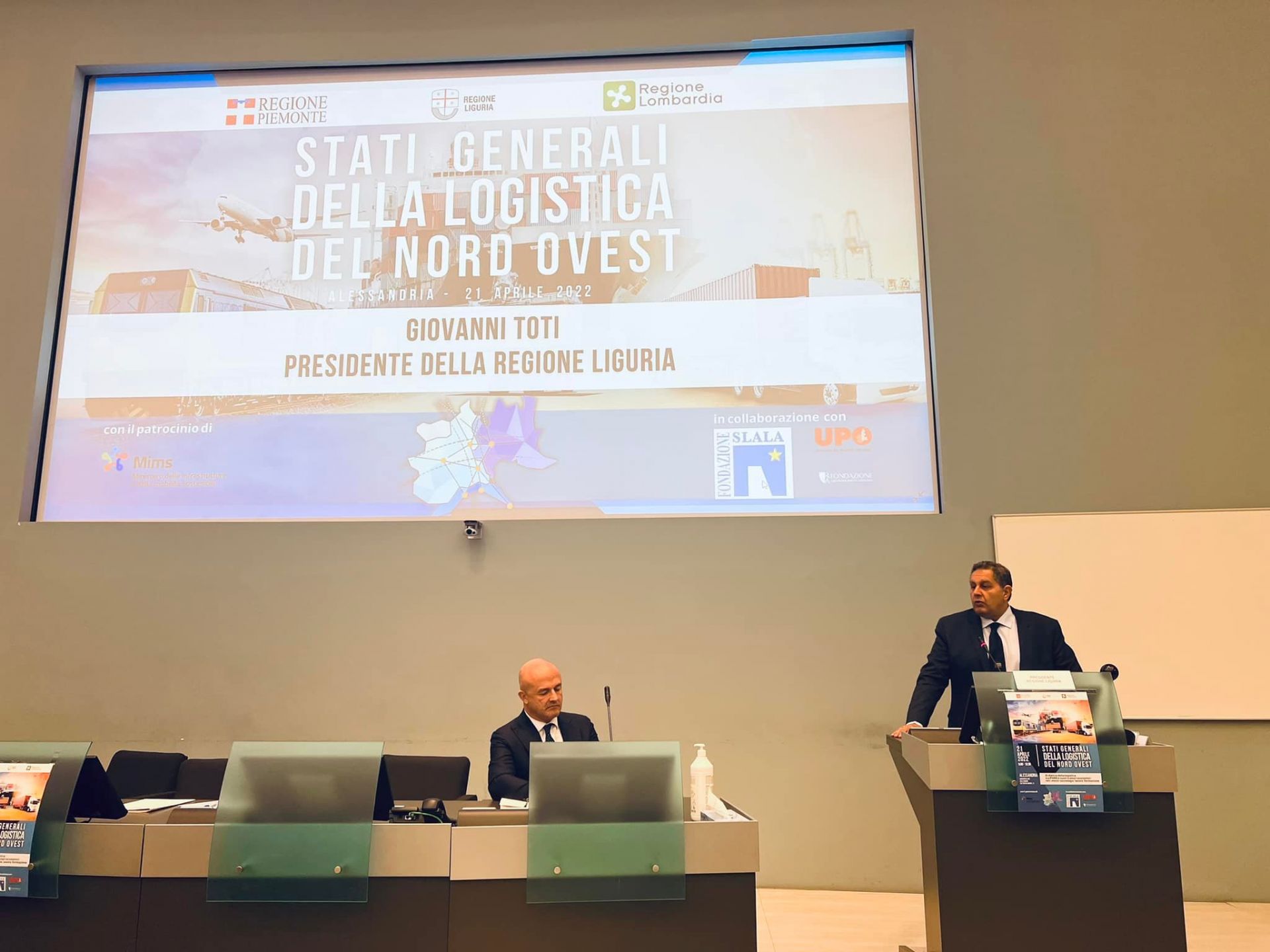 Porti Liguria, Toti: "Investiti miliardi, la logistica deve adeguarsi: si punti sulle ferrovie"