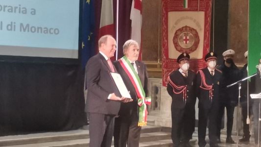 Il Principe Alberto di Monaco riceve la cittadinanza onoraria di Genova durante la Festa della Bandiera