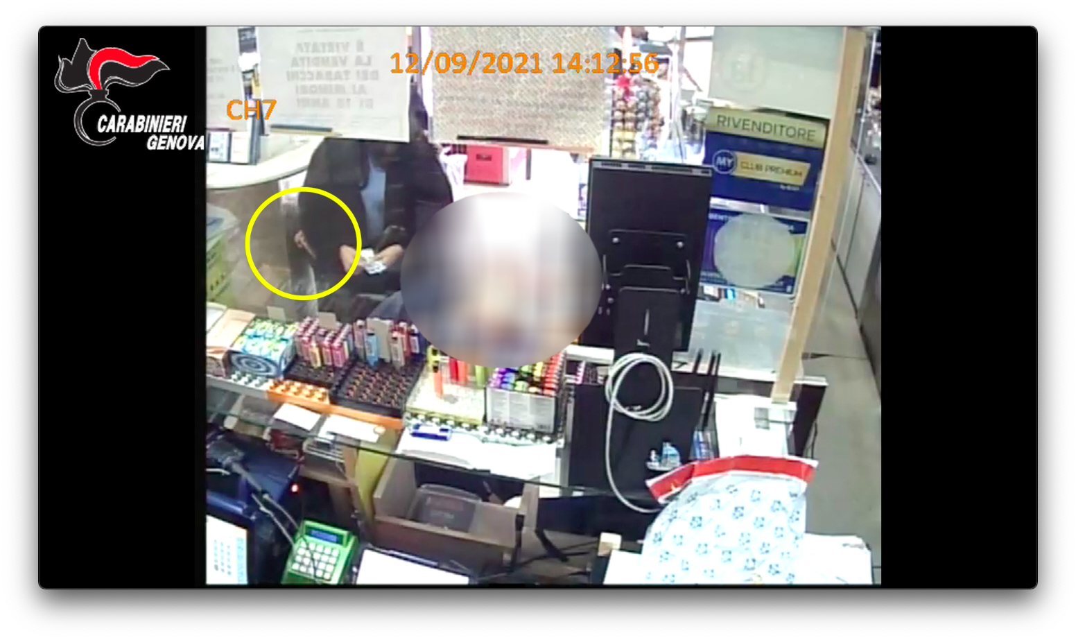 Genova, presa banda responsabile di 75 furti e rapine nel centro storico e sui treni
