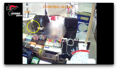 Genova, presa banda responsabile di 75 furti e rapine nel centro storico e sui treni