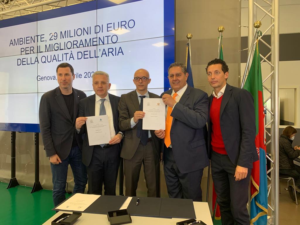 Genova,  Campora: "Investiremo 18 milioni per una migliore qualità dell'aria"