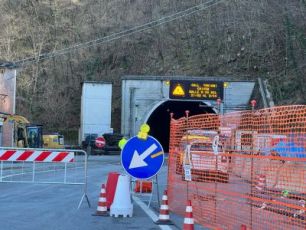 Bargagli, chiuso il tunnel. Il sindaco: "Risolvere definitivamente il problema prima di riaprire"