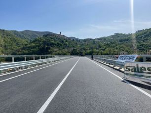 A due anni dal crollo inaugurato il nuovo ponte di Albiano