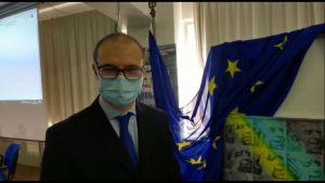 Festa dell'Europa, il preside dell'Istituto Montale Angiolani: "Progetto per far capire che si vive all'interno di un contesto europeo"