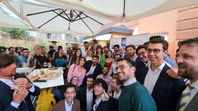 Genova, i giovani a Bucci: "Servono più servizi pubblici, luoghi di aggregazione e movida ovunque"