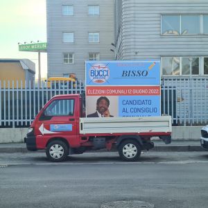 Elezioni, atto vandalico al furgone elettorale di Bisso 'Vince Genova'