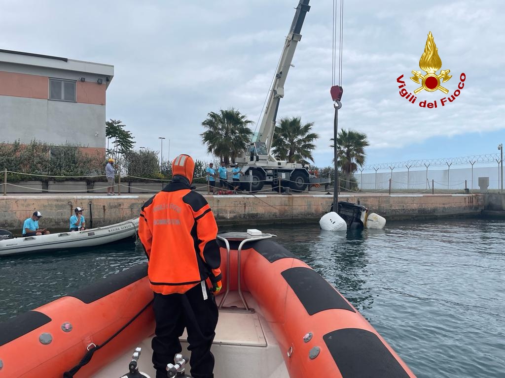 Genova, recuperata l'auto di Sergei Robbiano, l'operatore dell'Aeroporto morto in mare venerdì notte