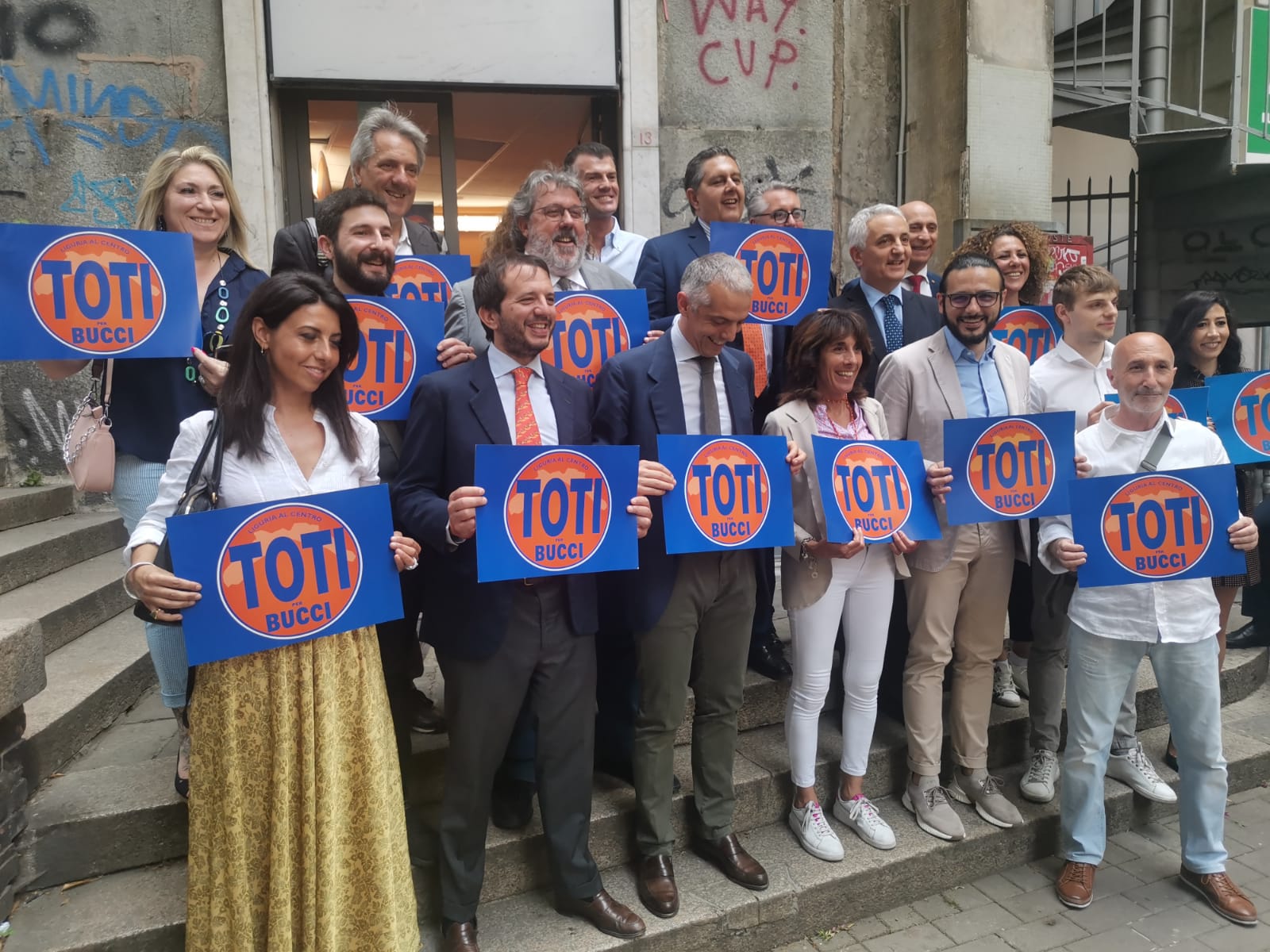 I parlamentari della Lista Toti a Genova, Quagliariello: "Vittoria al primo turno costruita nel tempo"