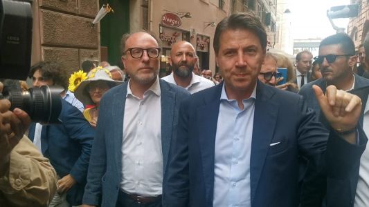 Genova, Giuseppe Conte: "Senza polemica, ma il ponte non lo ha ricostruito solo Bucci"