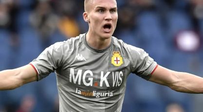 Genoa, Ostigard sempre più vicino al Napoli: Il Brighton chiede 7 milioni, De Laurentiis ne offre 5