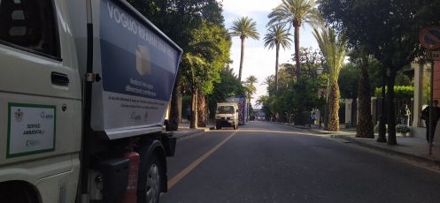 Genova, ruba un furgone Amiu mentre i netturbini svuotano i cassonetti: 66enne arrestato