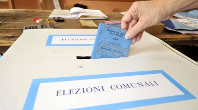 Elezioni 2022, l'affluenza alle ore 19: a Genova è al 32%