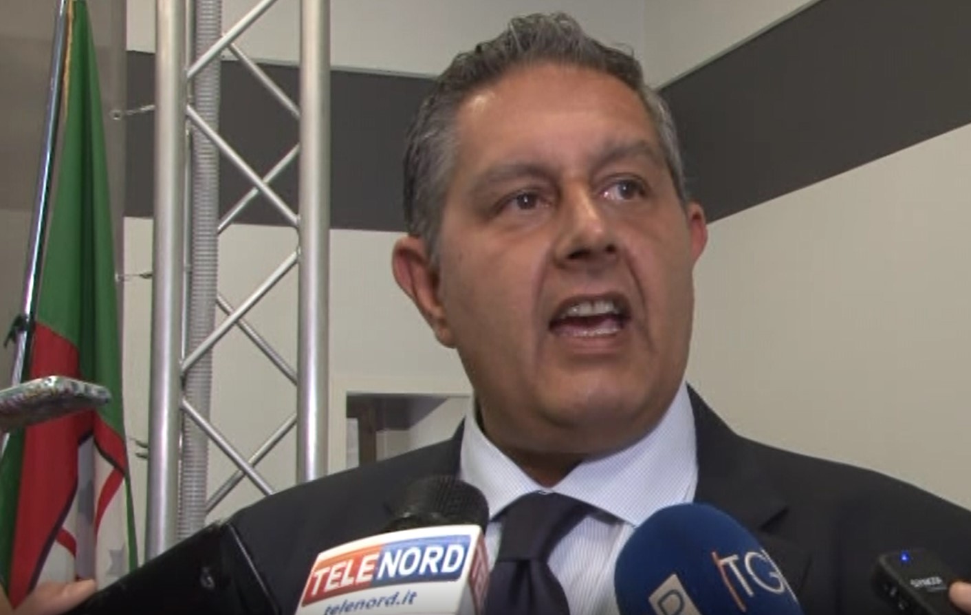 Sanità, Toti risponde a Rixi: "È male informato, gli capita fin troppo spesso"