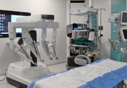 Genova, al San Martino il secondo robot da Vinci "specializzato" nella chirurgia mininvasiva