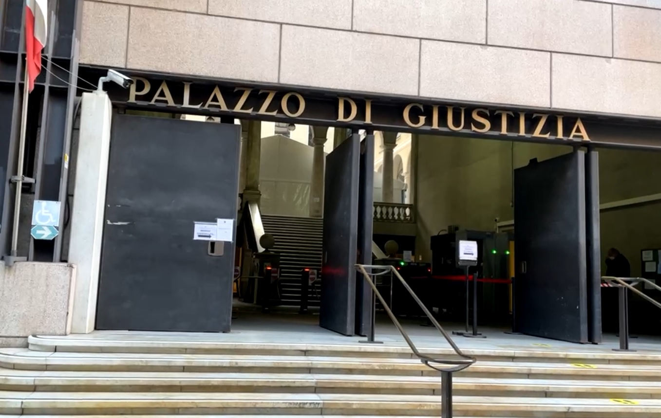 Genova, fece violentare la figlia dal convivente: Appello conferma la condanna a sette anni