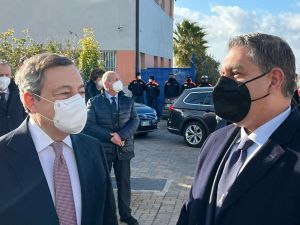 Crisi di governo, appello di Toti ai governatori: "Uniti nel chiedere a Draghi di restare"
