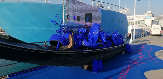 Genova, inaugurata al Porto Antico la scultura "Blue Clean Water" di Marco Nereo Rotelli