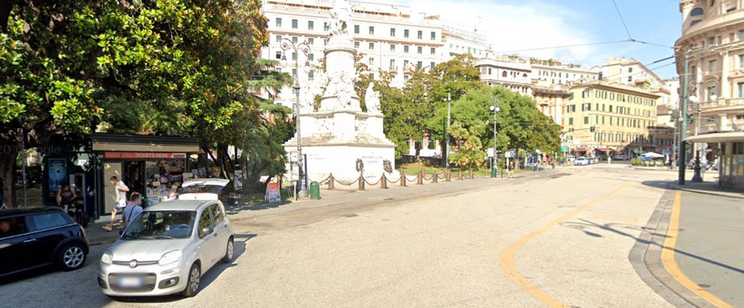 Genova, bivaccavano davanti alla stazione Principe: multate sette persone