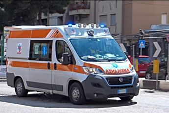 Albenga, incidente stradale sulla statale 582: muore una donna, moglie di un noto commerciante della città
