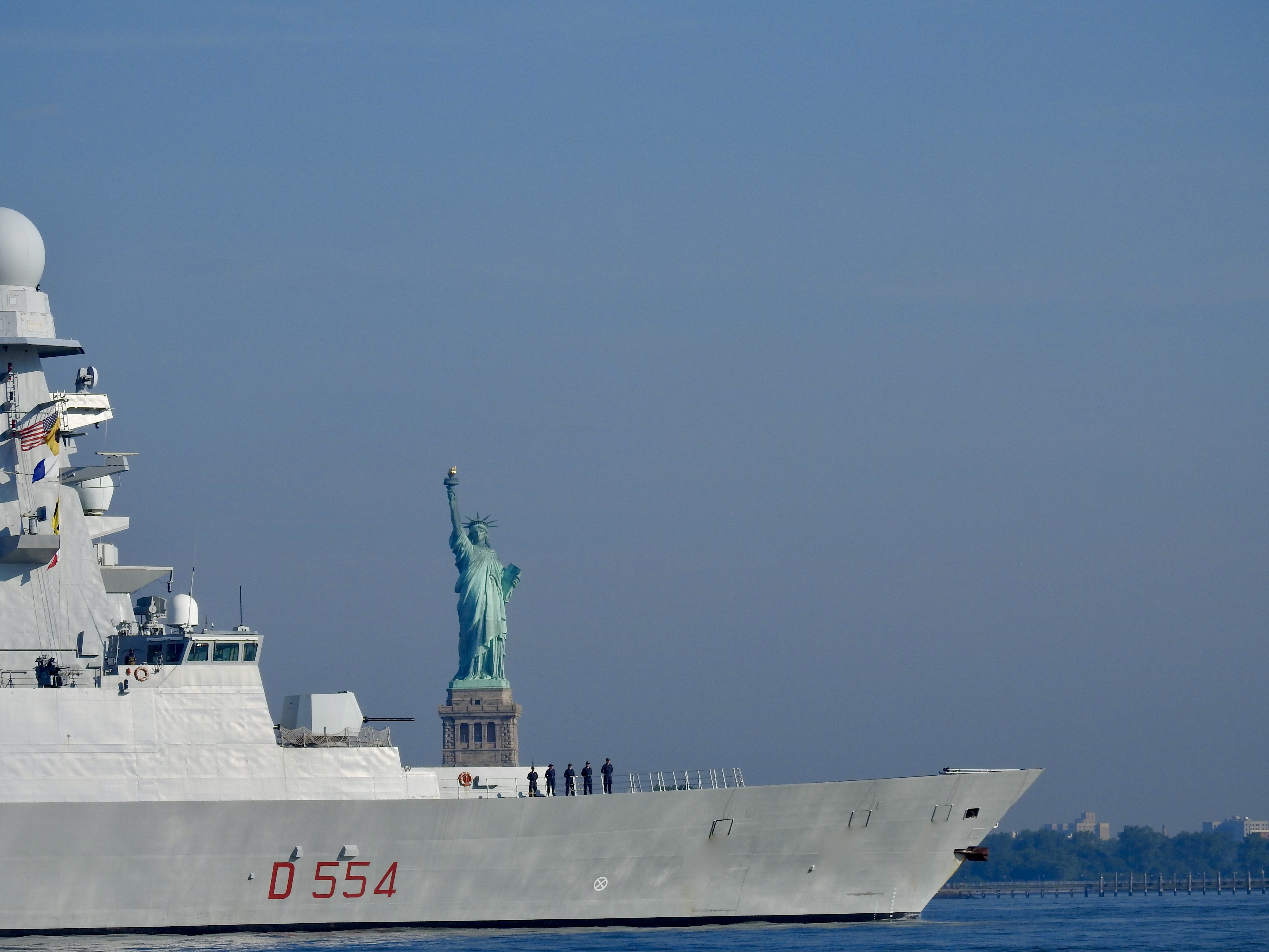 La Spezia, rientra alla base la Nave Duilio dopo l'addestramento negli Stati Uniti