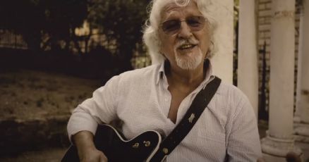 Sampdoria, il cordoglio per la scomparsa di Vittorio De Scalzi: insieme al fratello Aldo scrisse "Lettera da Amsterdam"