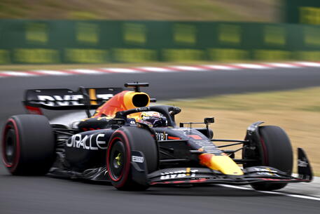 Gran Premio d'Ungheria, Verstappen firma l'impresa. Altra domenica da dimenticare per la Ferrari