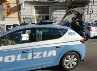 La Spezia, disabile aggredito e derubato in pieno centro: "Mi hanno stretto il collo, mi sentivo soffocare"