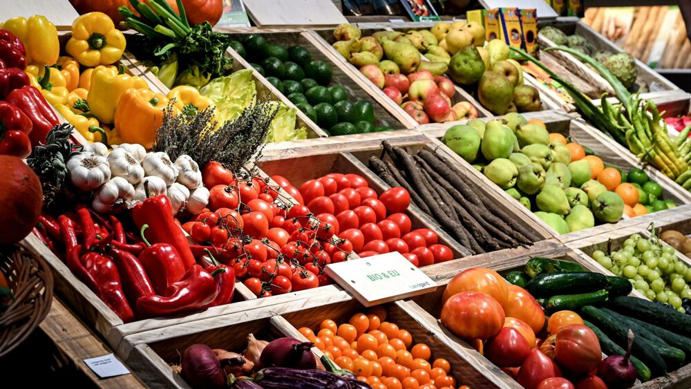 Savona, acquistava formaggi e verdure al discount e li rivendeva come prodotti biologici della sua azienda agricola