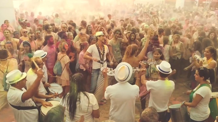 Porto Antico, le fusioni musicali nel segno dell'allegria con Andrea Trabucco