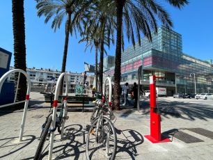 Genova, installata colonnina per la manutenzione della bici vicino Museo del Mare