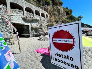 Frana di Albisola, stanno meglio i cinque turisti feriti: l'area è stata interdetta