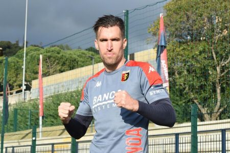 Genoa, Strootman si presenta: "Voglio dimostrare di essere ancora un giocatore"
