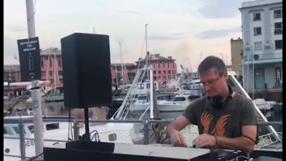 Fresh & Green Summer Village, stasera dj set di Emiliano Russo